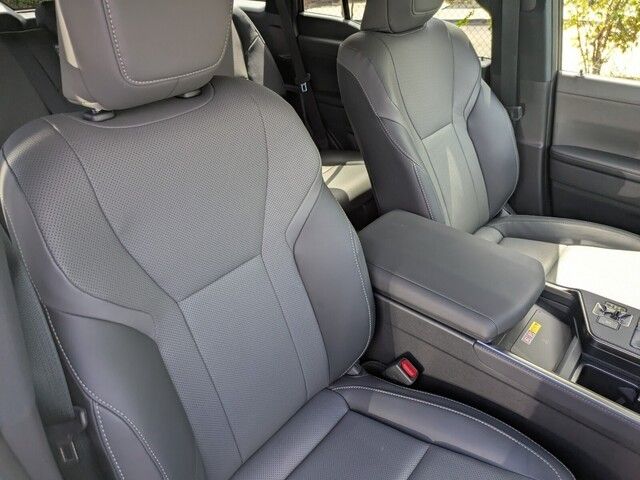 2024 Lexus GX 550 photo 34