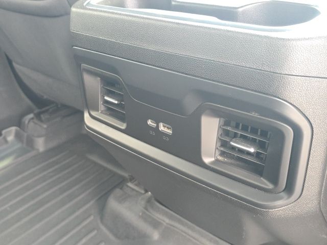 2023 Chevrolet Silverado 1500 RST photo 14
