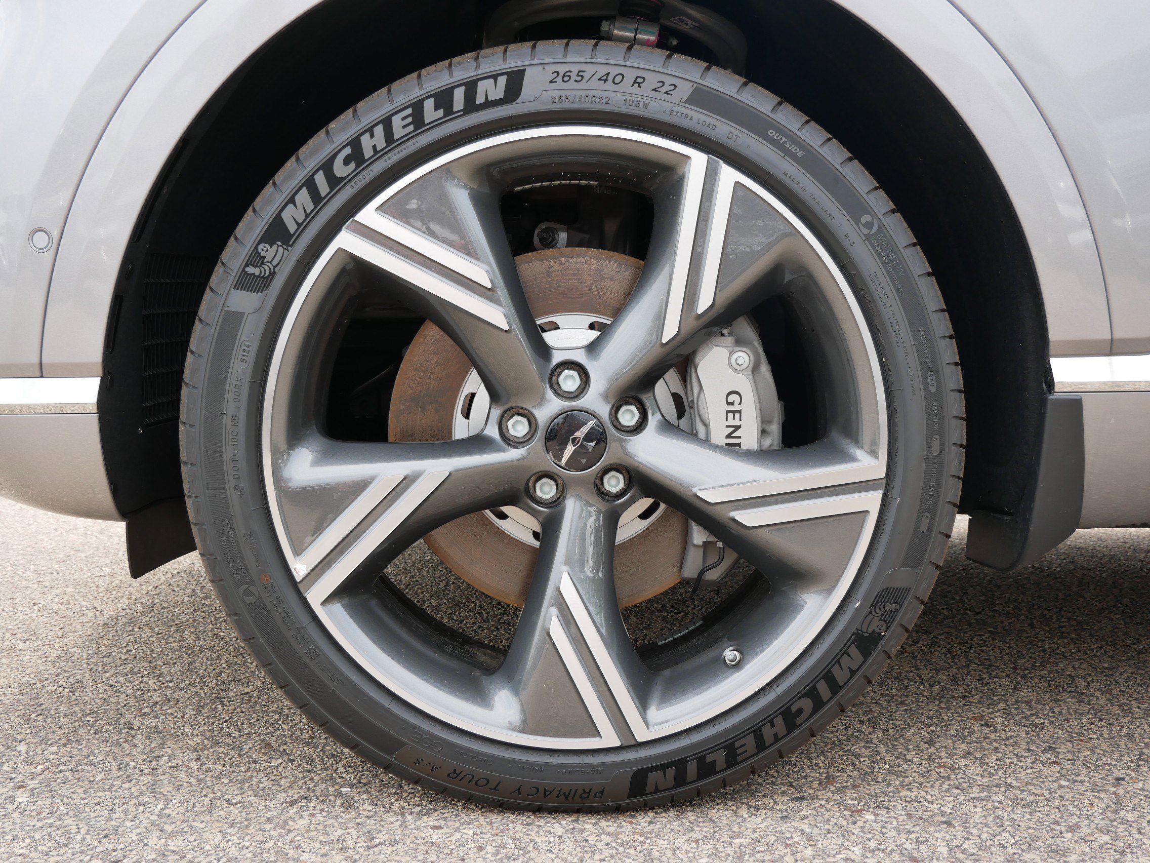 2025 Genesis GV80 3.5T Prestige AWD photo 3