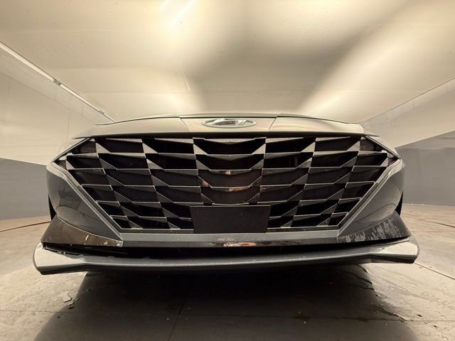2022 Hyundai Elantra Hybrid Limited photo 10