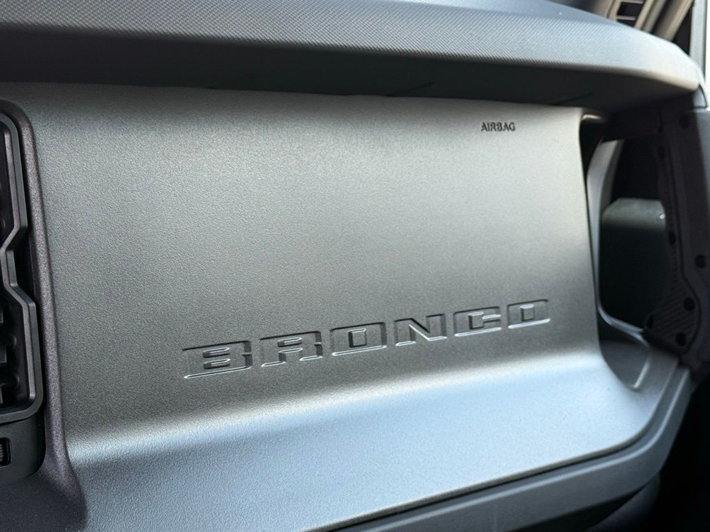 2025 Ford Bronco Big Bend photo 9