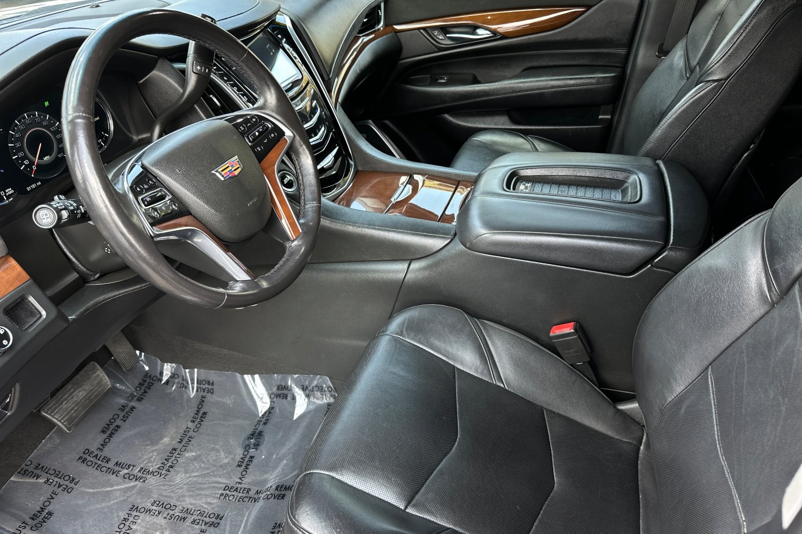 2019 Cadillac Escalade Premium Luxury photo 9