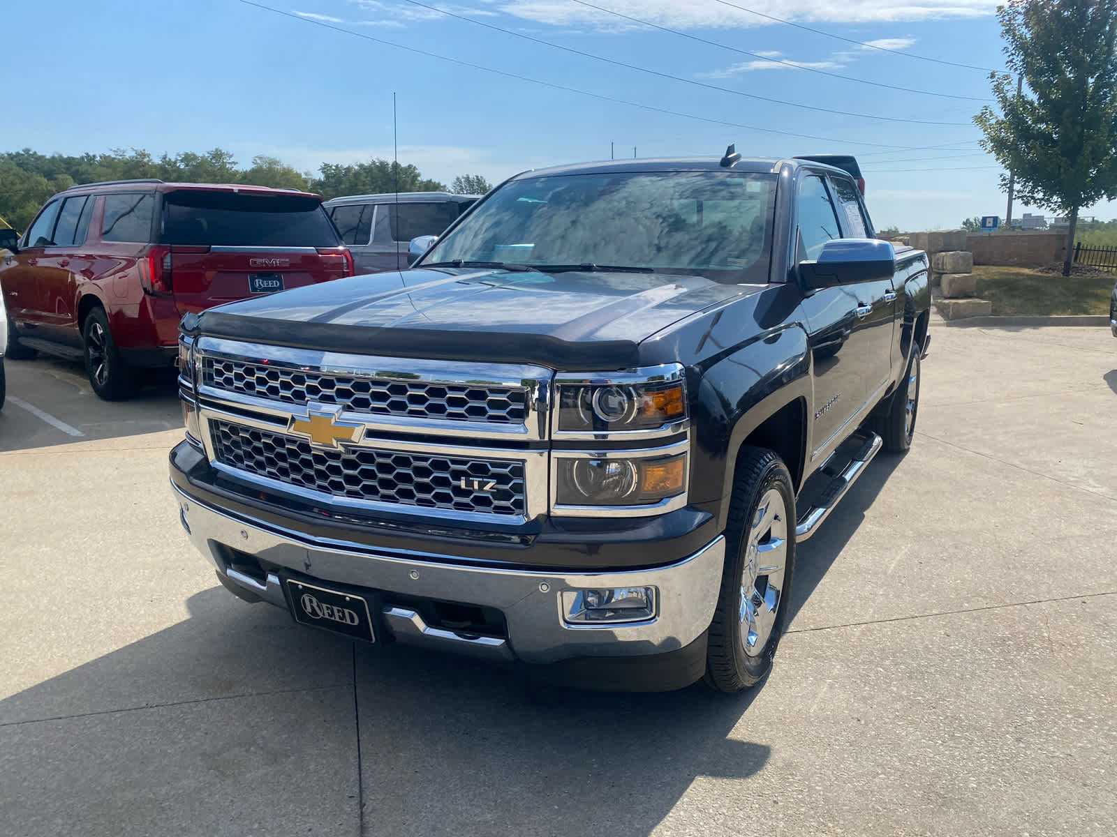 2015 Chevrolet Silverado 1500 LTZ photo 2