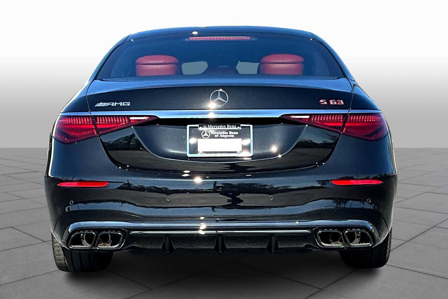 2025 Mercedes Benz S AMG 63 4MATIC photo 4
