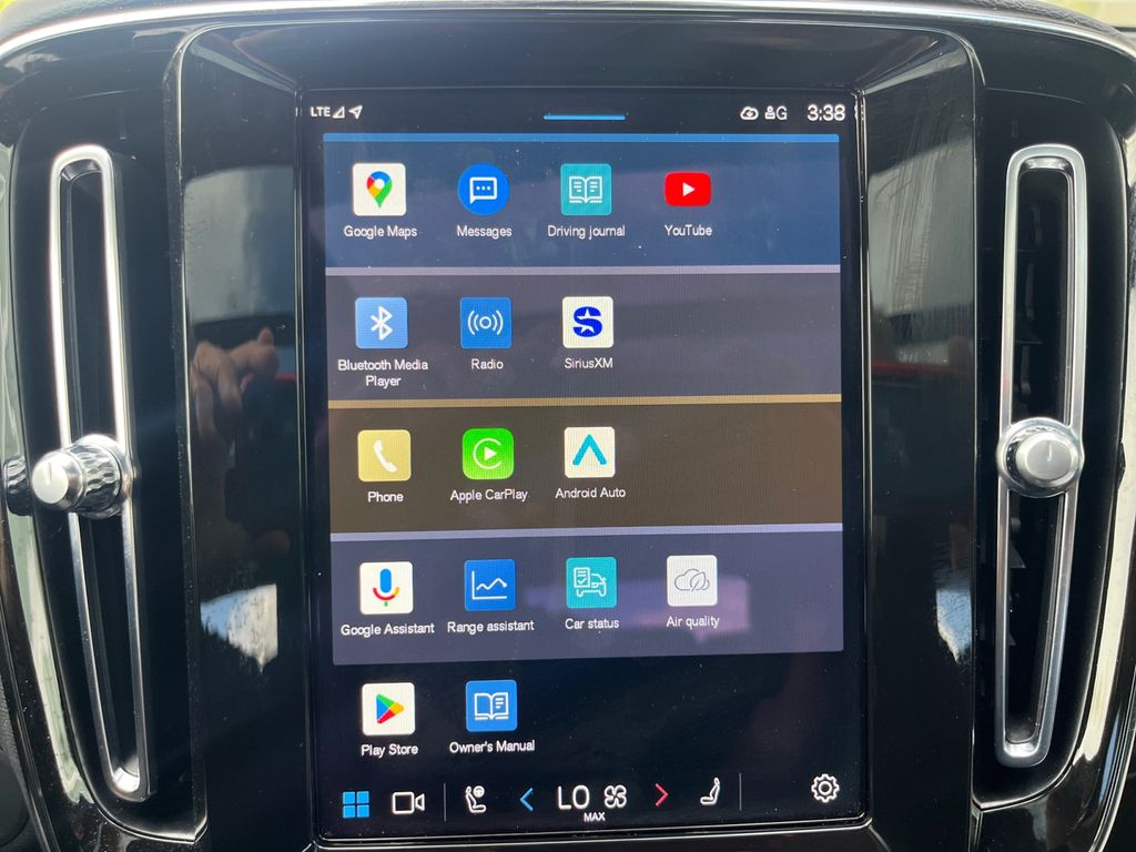 2024 Volvo XC40 Recharge Ultimate photo 26