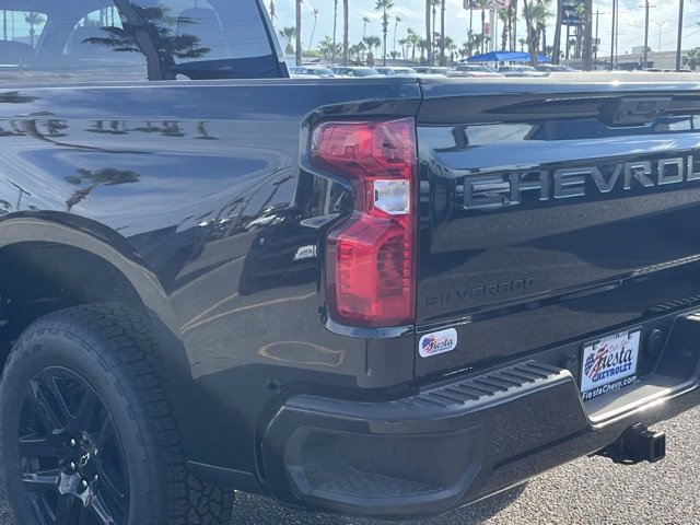 2026 Chevrolet Silverado 1500 Custom photo 10