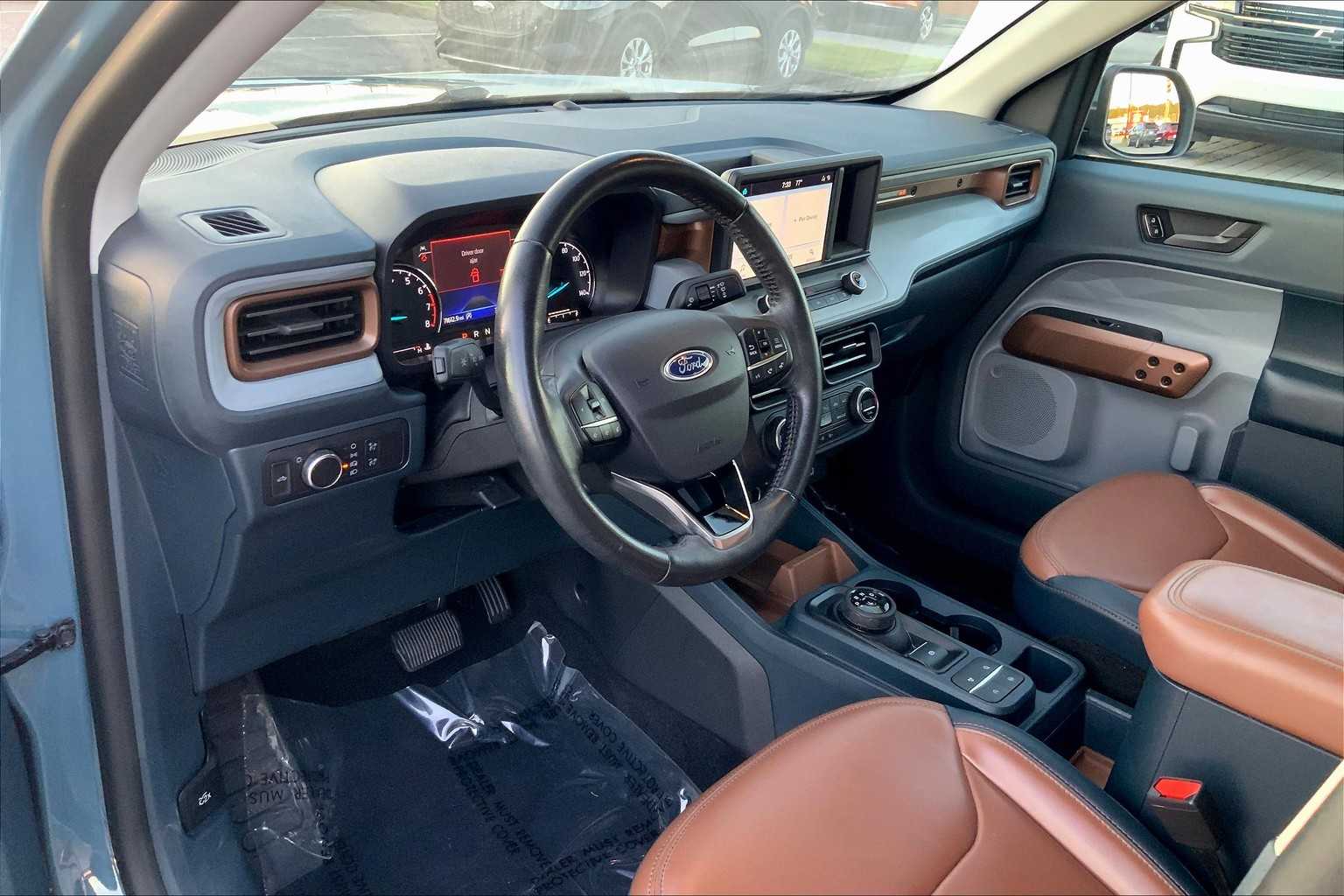 2022 Ford Maverick Lariat photo 16