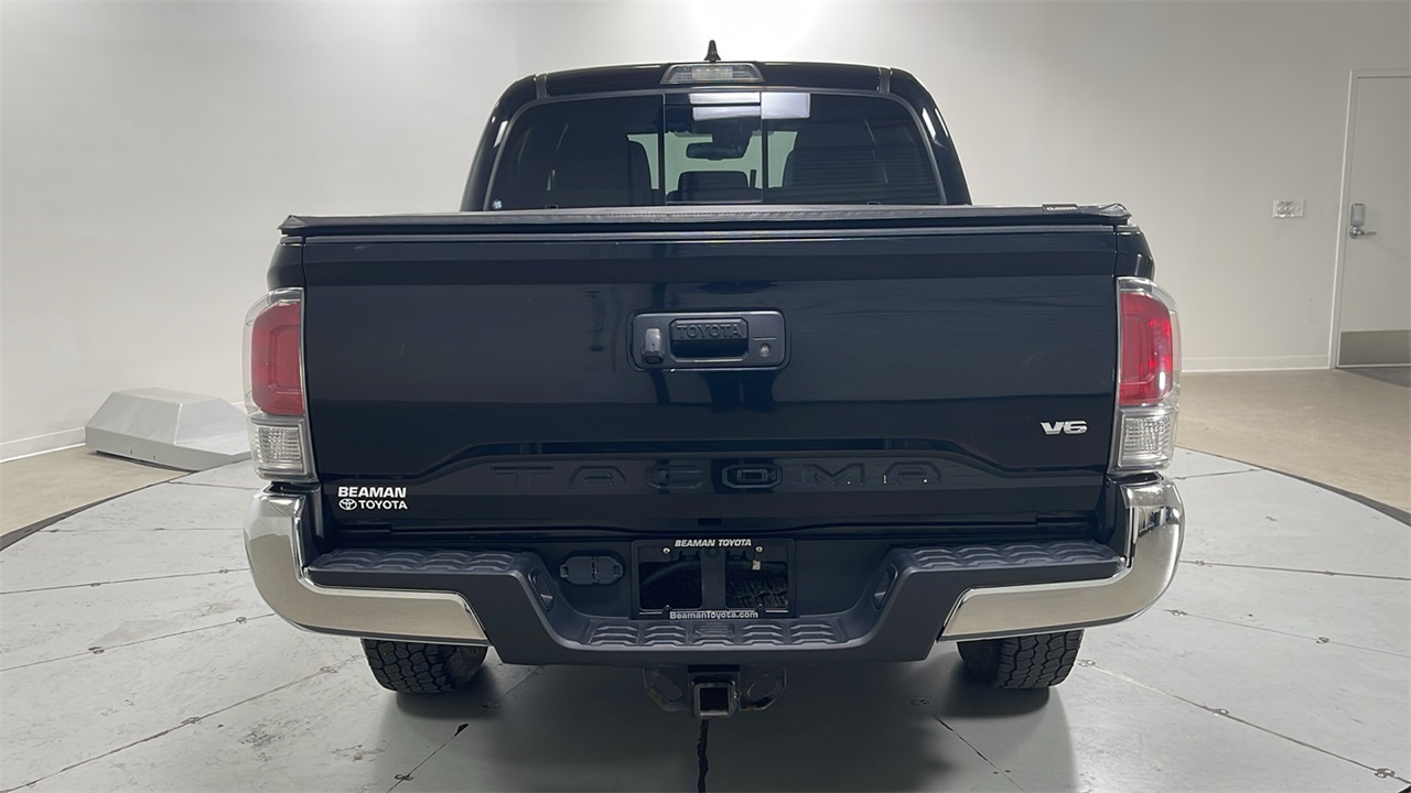 2022 Toyota Tacoma TRD Off-Road photo 4