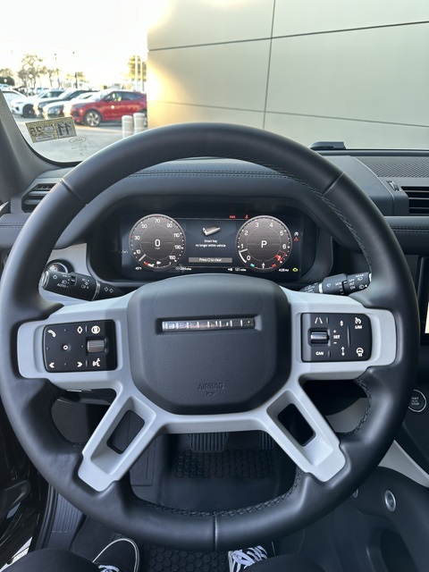 2024 Land Rover Defender 110 S photo 16