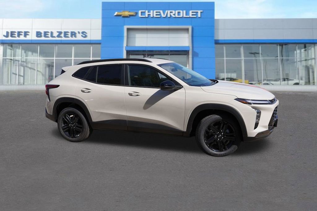 2026 Chevrolet Trax ACTIV photo 2