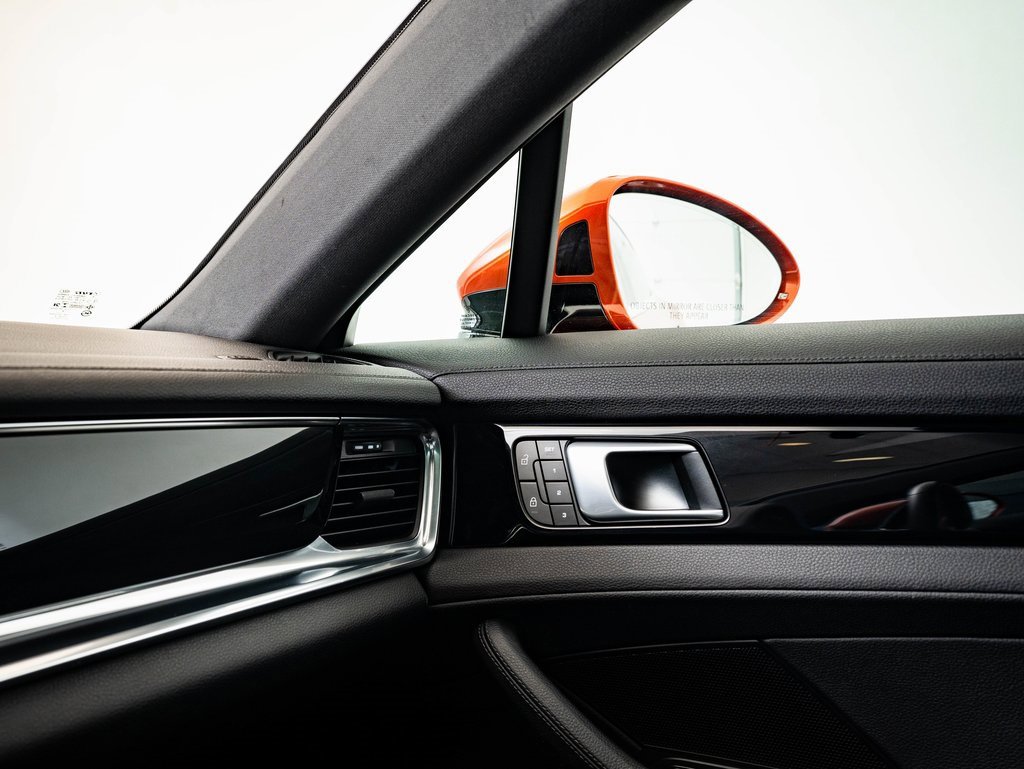2022 Porsche Panamera 4S Executive photo 35