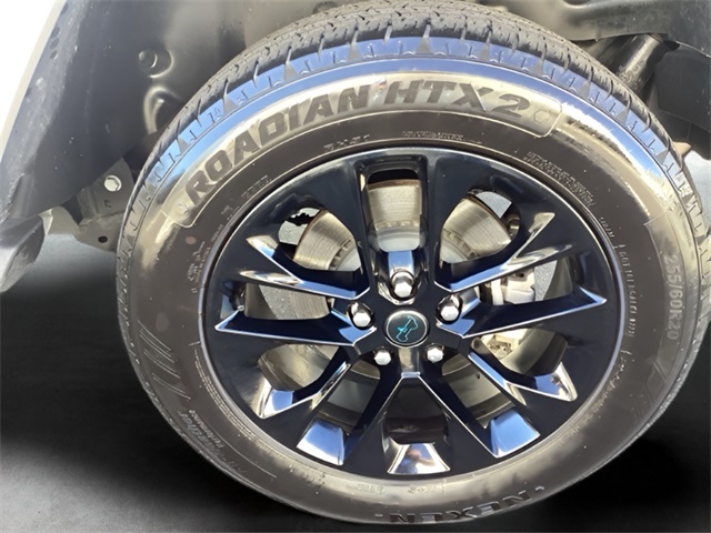 2024 Jeep Wrangler Sahara 4xe photo 9
