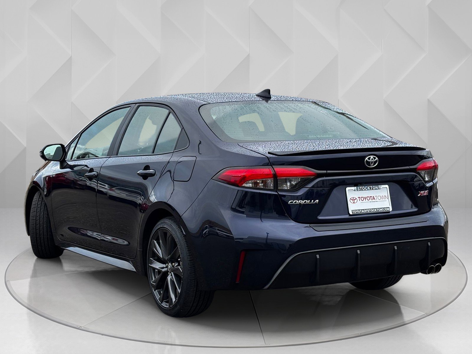 2023 Toyota Corolla XSE photo 3