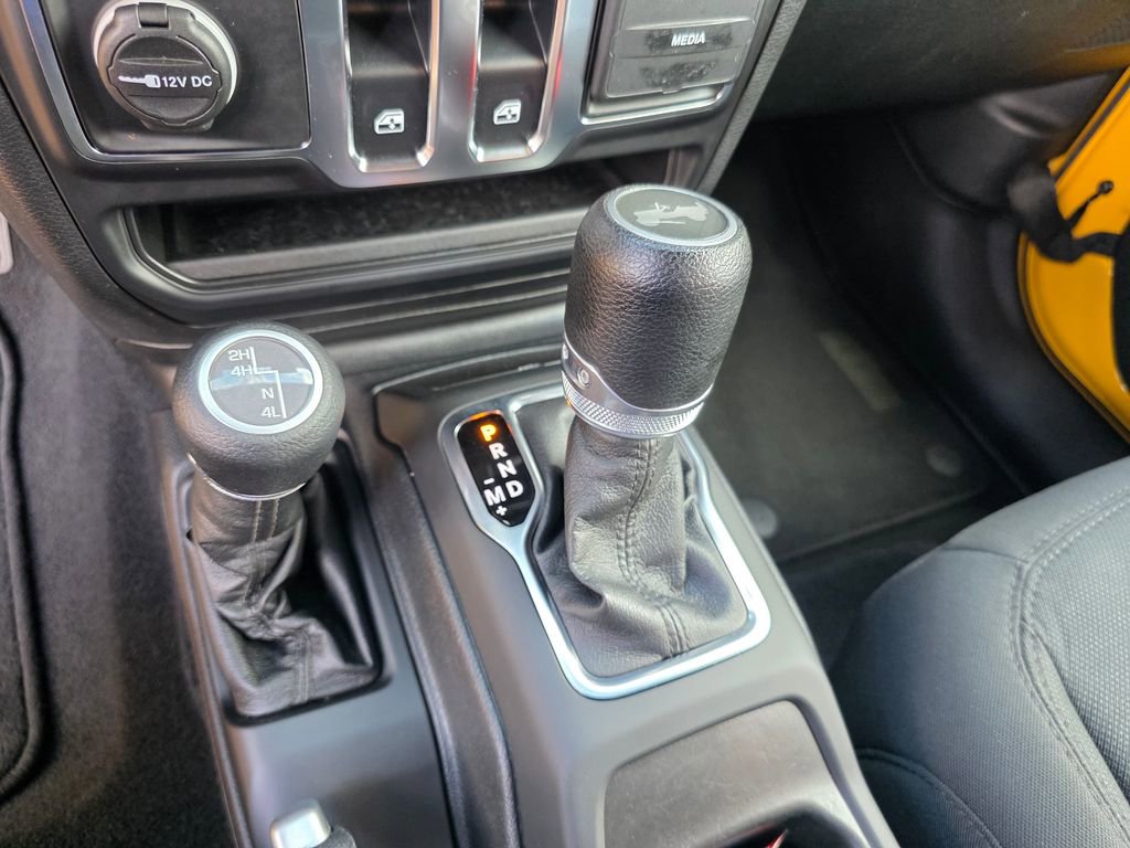 2021 Jeep Wrangler Sport S photo 14