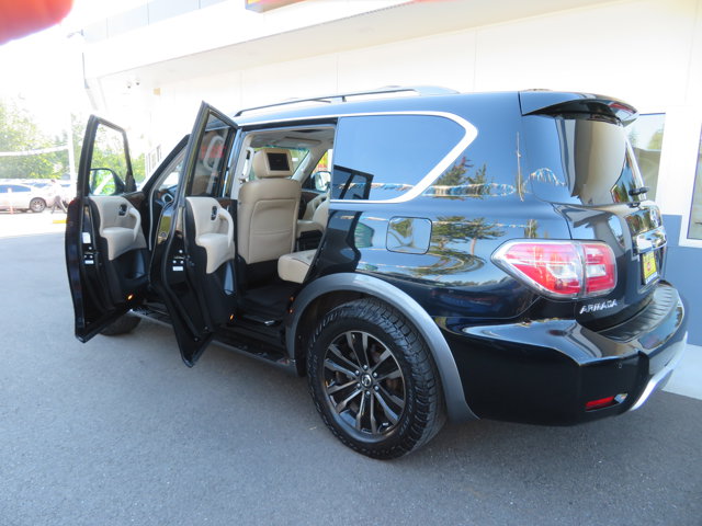 2017 Nissan Armada Platinum photo 8