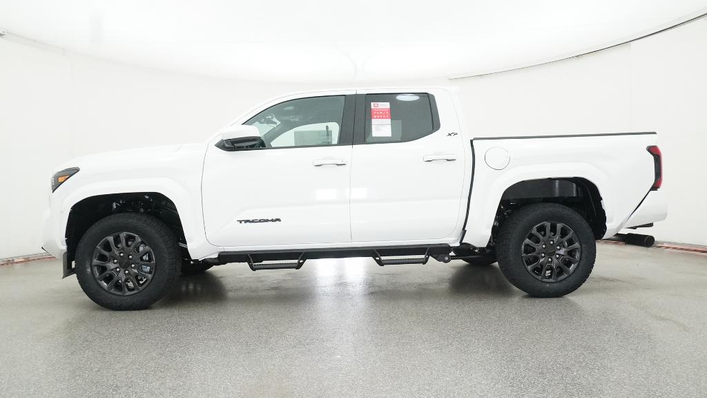 2025 Toyota Tacoma SR5 4x4 Double Cab photo 10