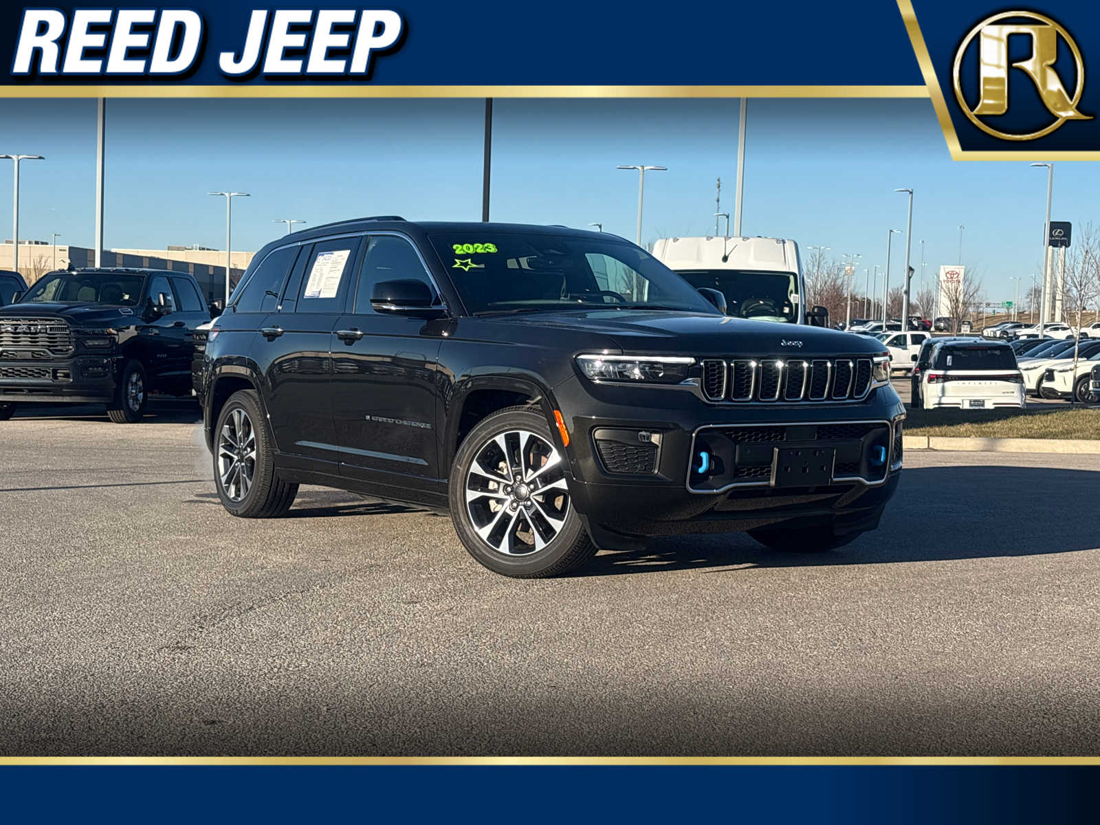2023 Jeep Grand Cherokee Overland 4xe's photo