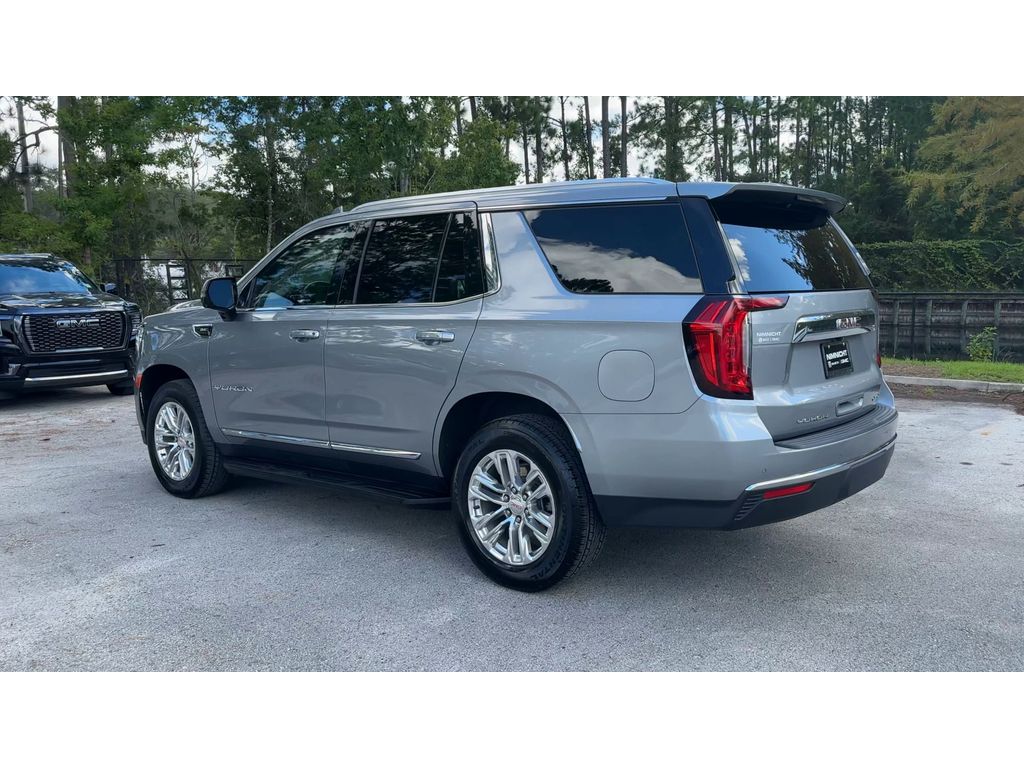 2023 Gmc Yukon SLT photo 6