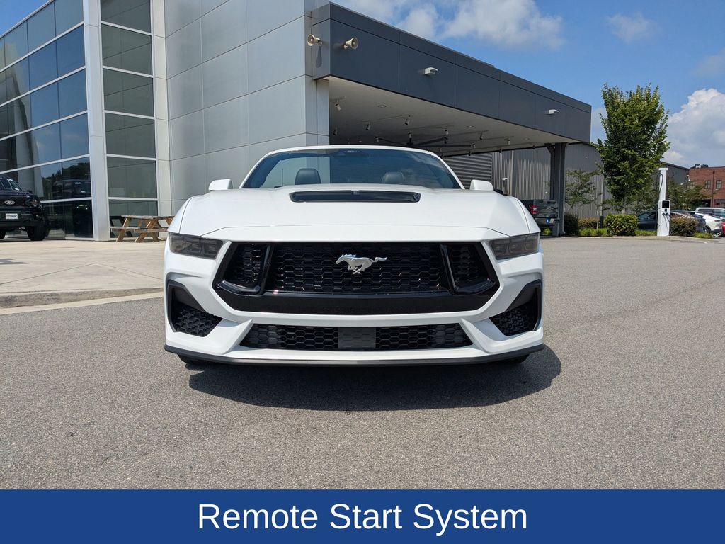 2025 Ford Mustang GT Premium Convertible photo 9