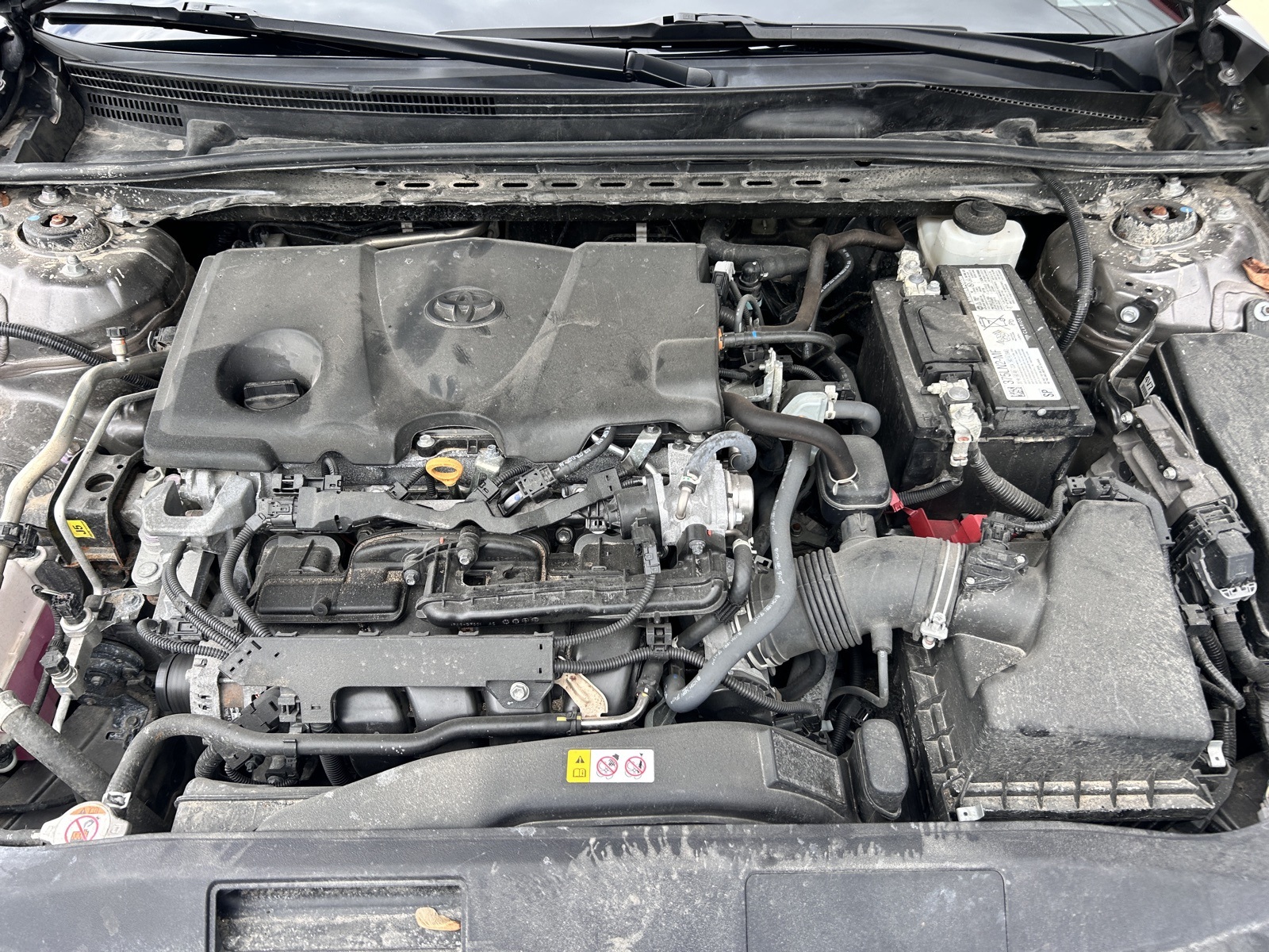 2022 Toyota Camry SE photo 4