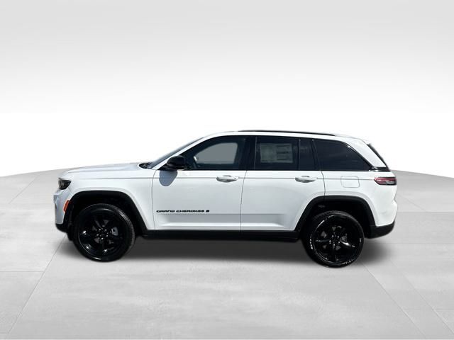 2025 Jeep Grand Cherokee Altitude X photo 6
