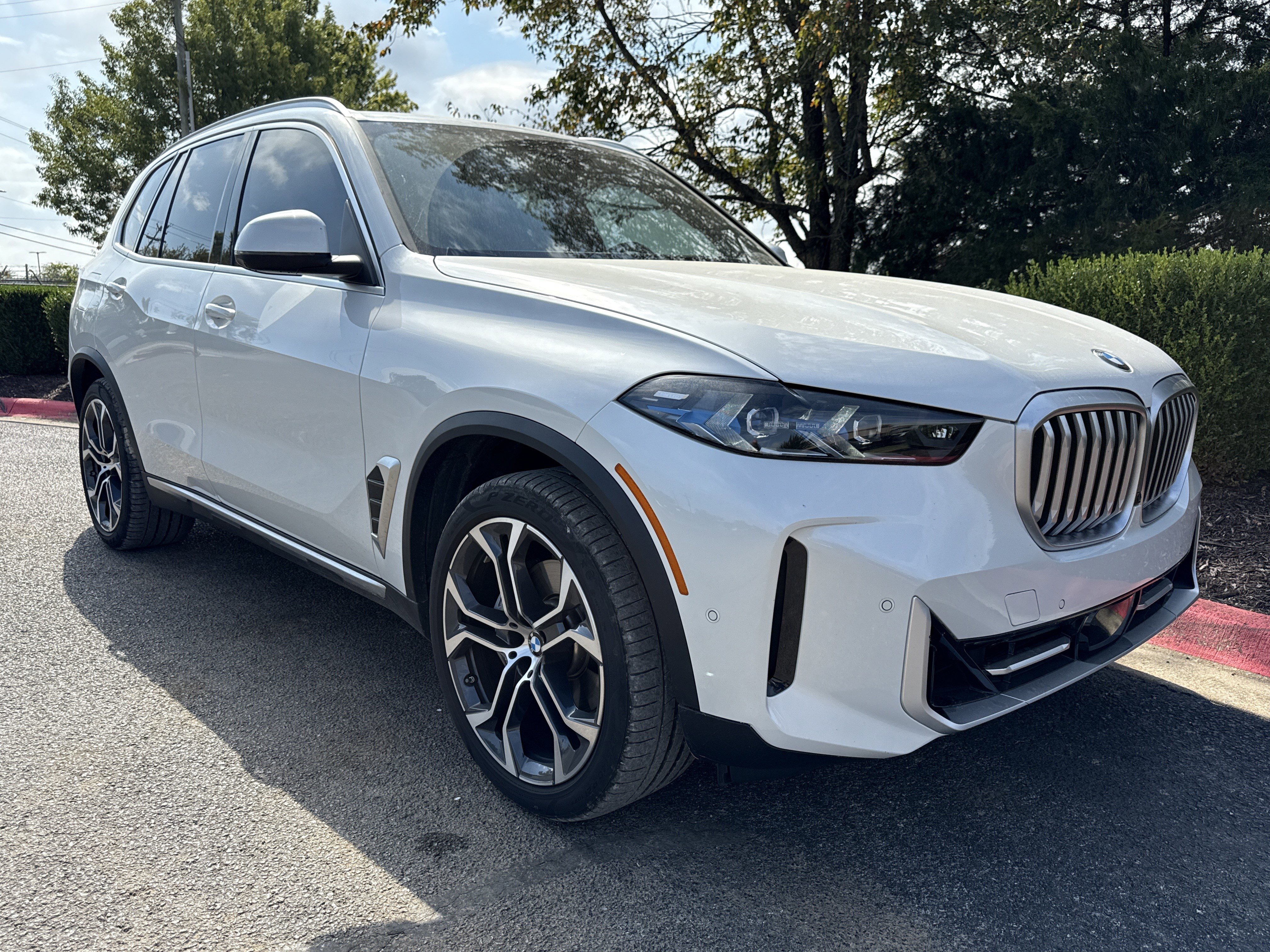 2024 BMW X5 40i's photo