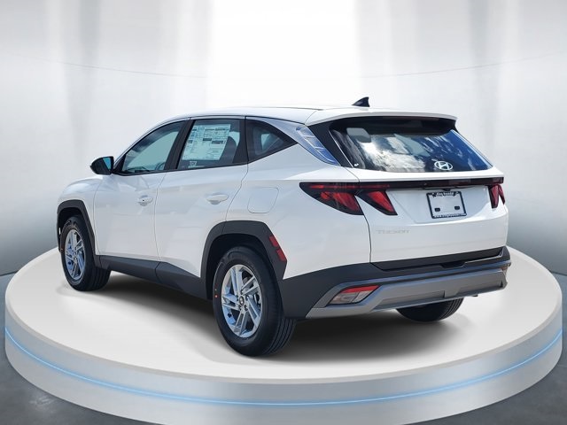 2026 Hyundai Tucson SE photo 2