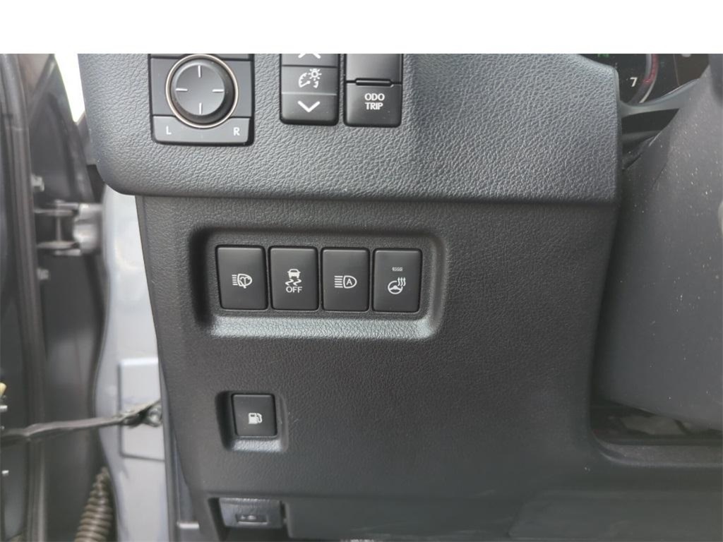 2021 Lexus GX 460 photo 15