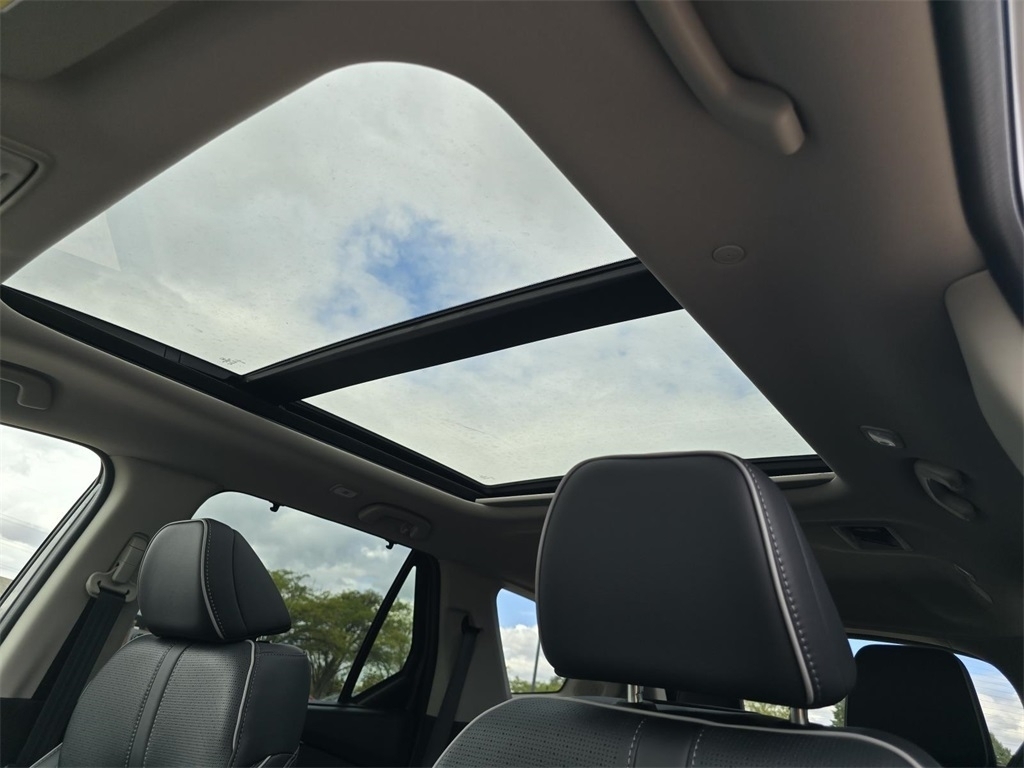 2025 Honda Pilot Elite photo 2