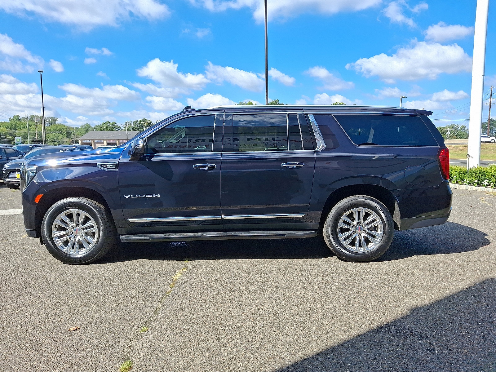 2022 Gmc Yukon XL SLT photo 4