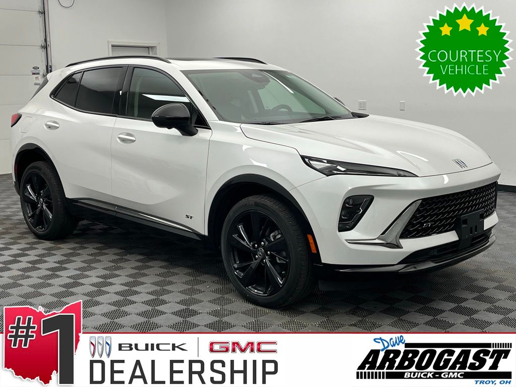 2025 Buick Envision Sport Touring's photo