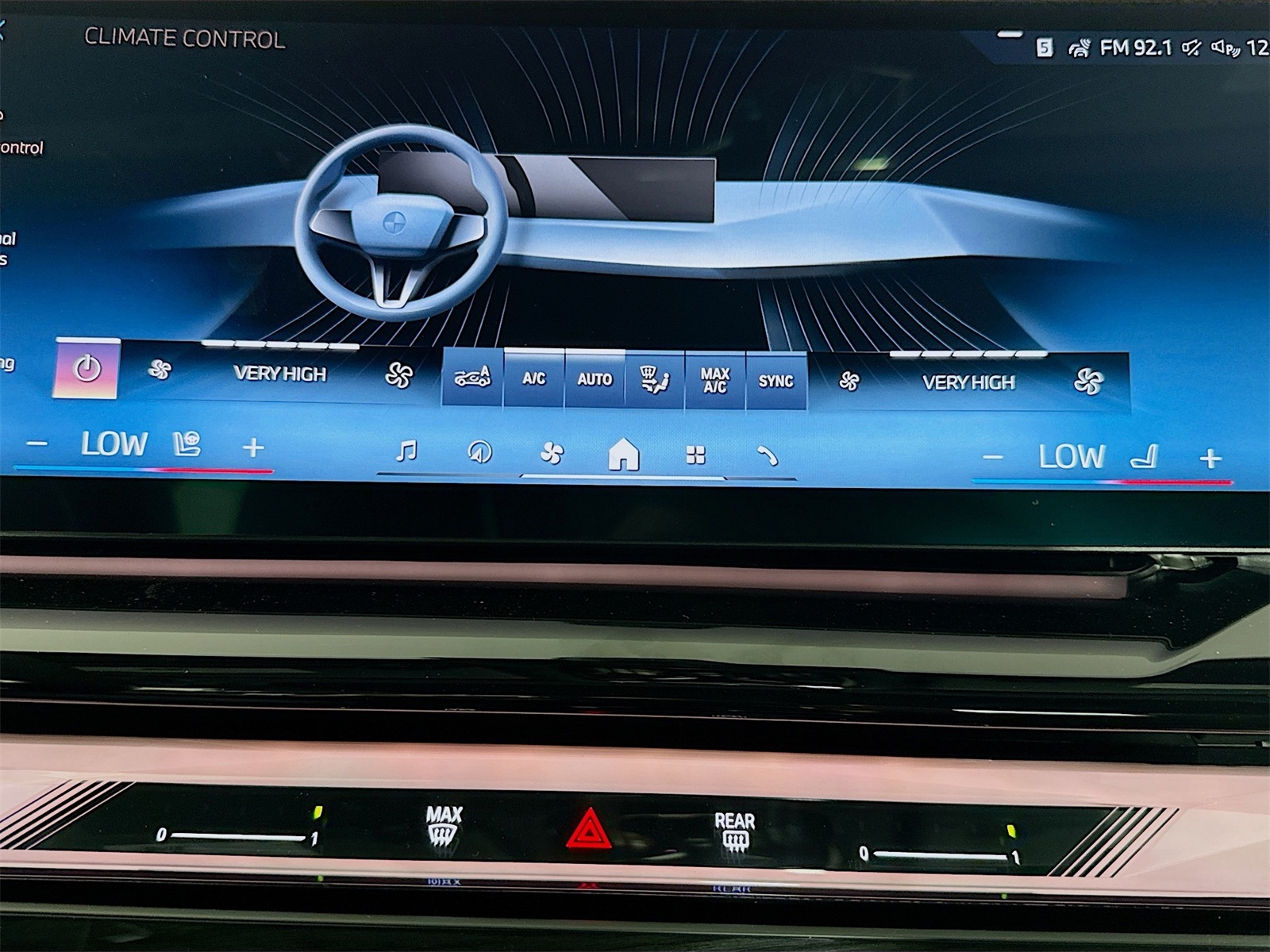 2026 Bmw 550e 550e xDrive photo 14