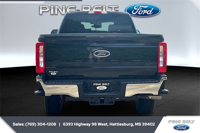 2025 Ford F-250 XLT photo 4