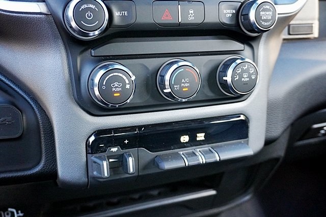 Used 2024 White Ram Big Horn image 26