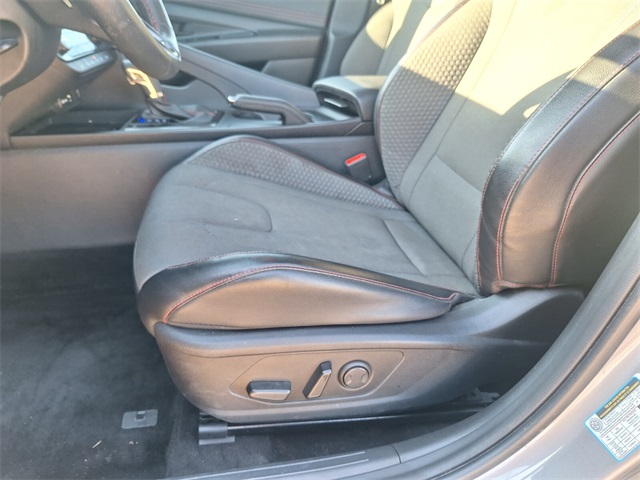 2024 Hyundai Elantra N Line photo 10