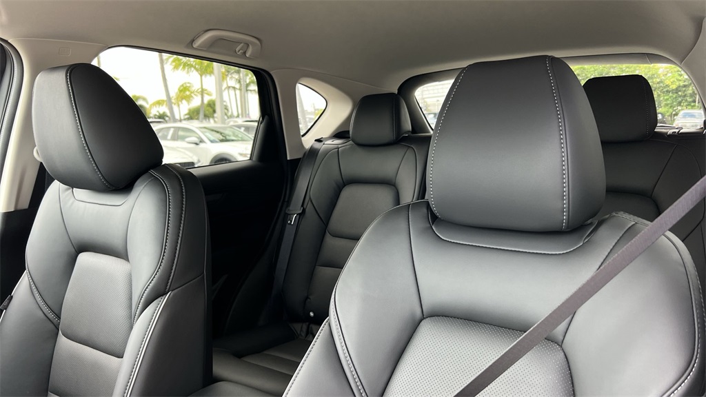 2025 Mazda CX-5 2.5 Select photo 41