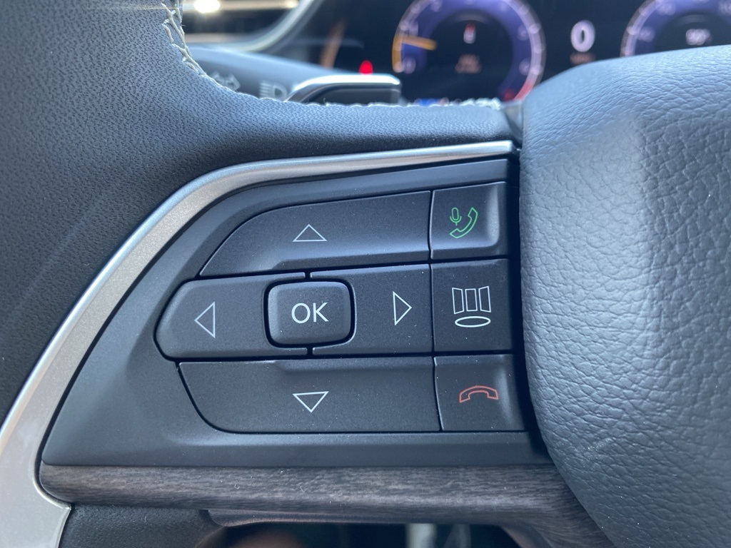 2025 Jeep Grand Cherokee Limited photo 19