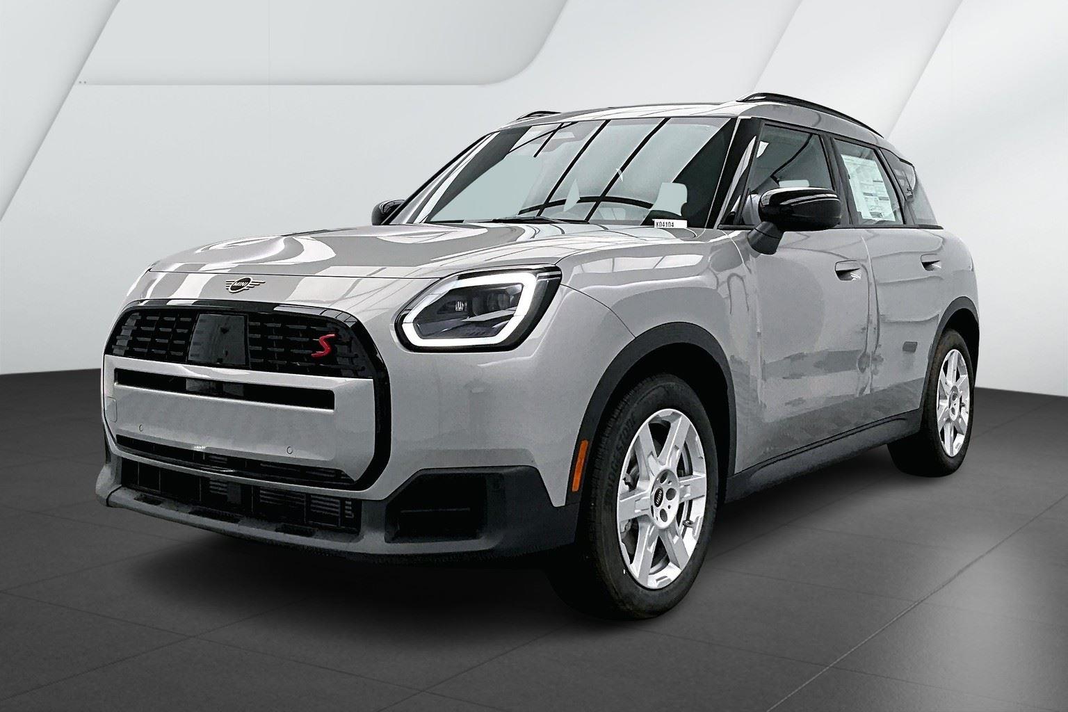 2026 MINI Countryman S's photo