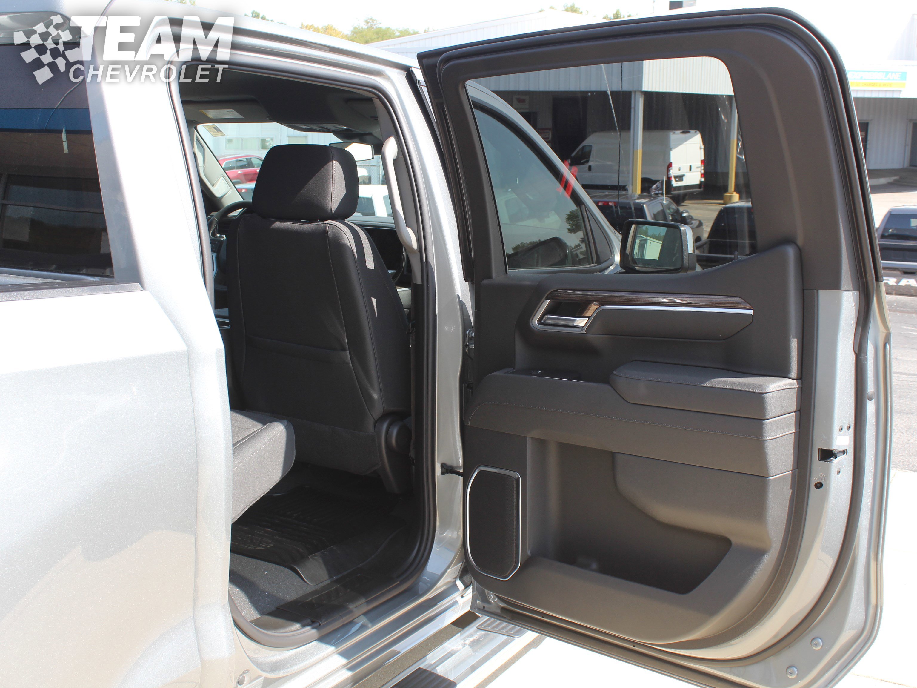 2026 Chevrolet Silverado 1500 LT photo 19