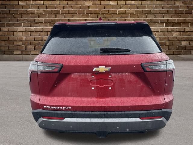 2026 Chevrolet Equinox LT photo 4