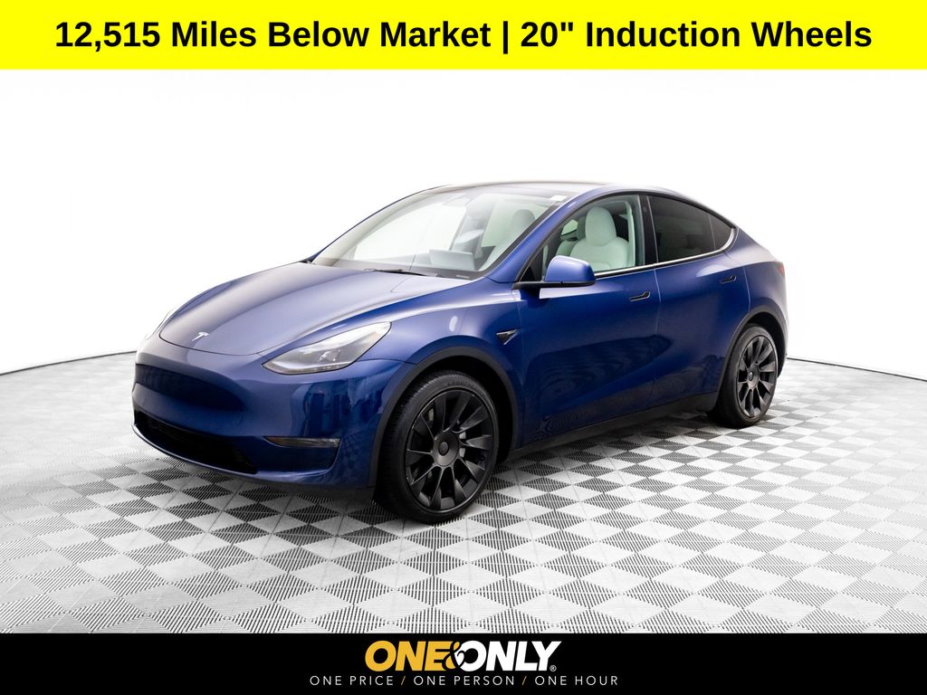 2022 Tesla Model Y Long Range's photo