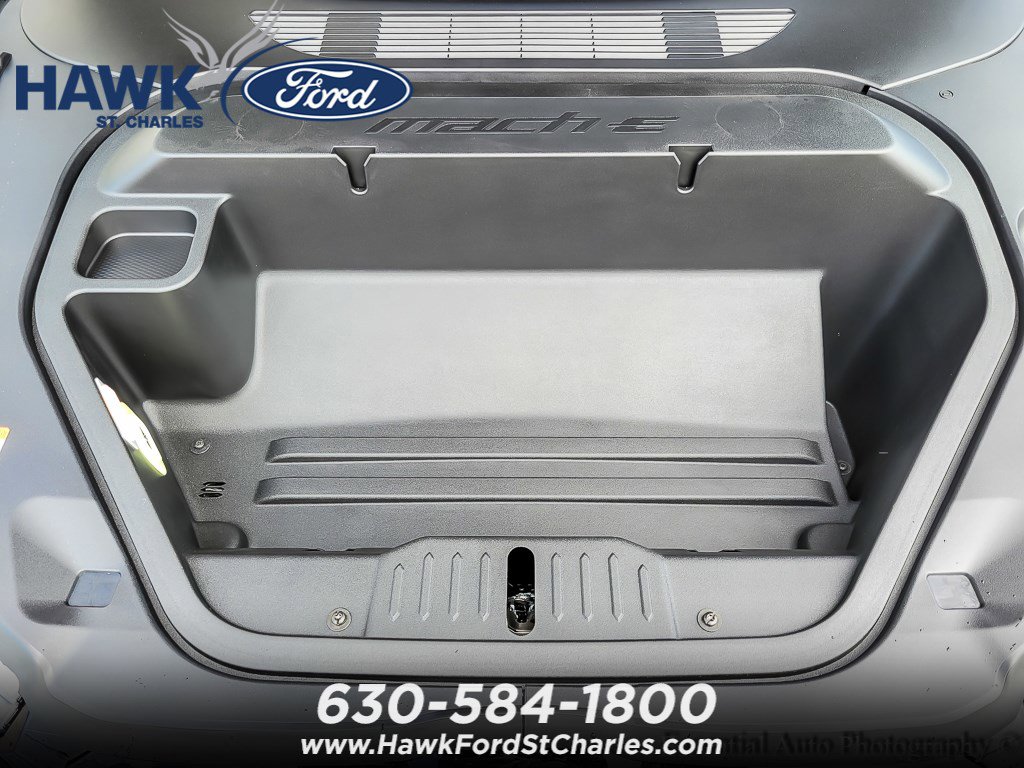 2025 FORD MUSTANG MACH-E - Image 18