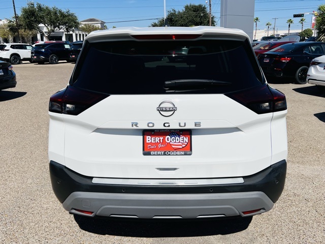2023 Nissan Rogue S photo 3