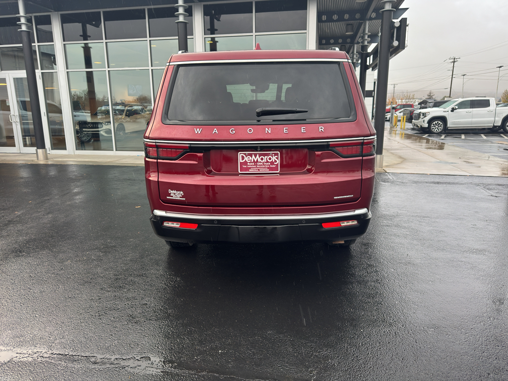 2022 Jeep Wagoneer Series III photo 2