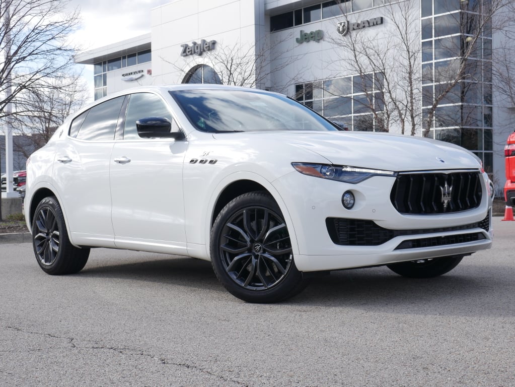 2024 Maserati Levante Modena Ultima's photo