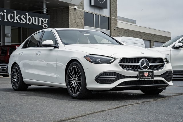 2025 Mercedes-Benz C-Class Sedan C 300's photo