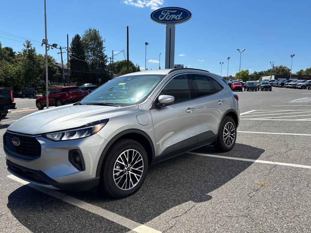 2024 Ford Escape Plug-In Hybrid Base photo 3