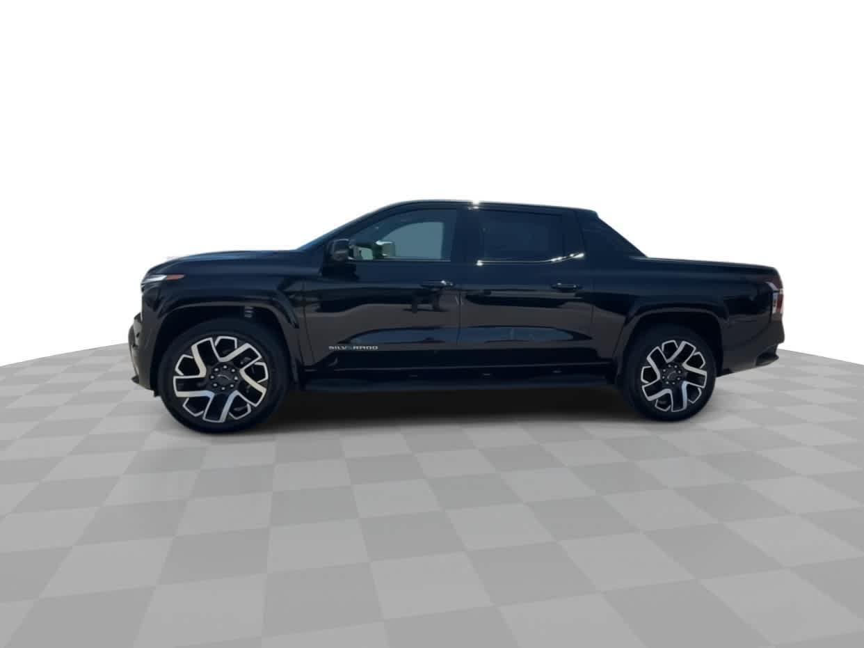 2024 Chevrolet Silverado EV RST photo 5