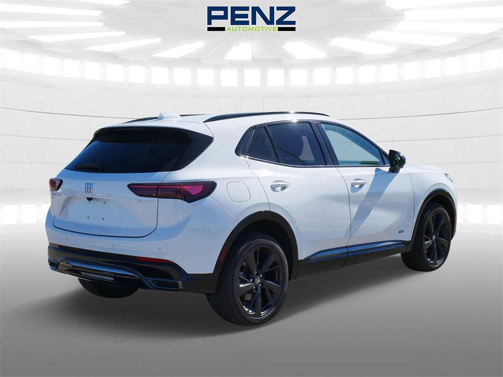 2025 Buick Envision Sport Touring photo 4