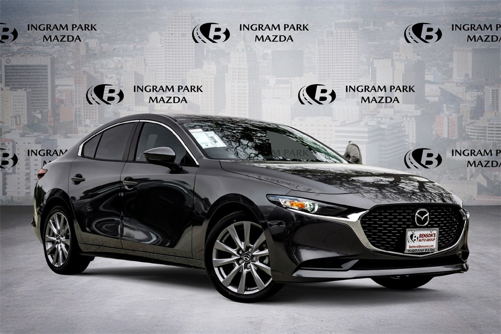 2026 Mazda Mazda3 Preferred's photo